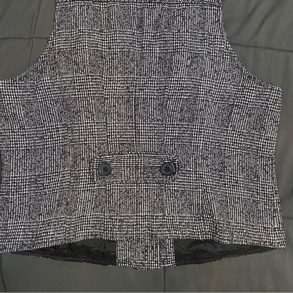 MK Michael Kors Vest - Picture 3 of 5